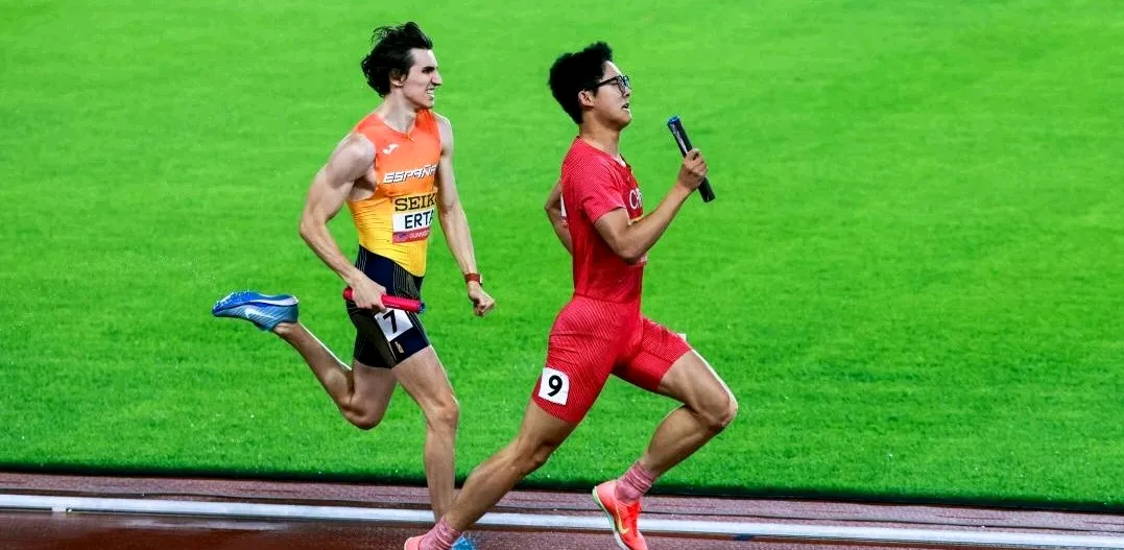 开云-Doinb重返赛场，爆冷首场状态出色，切尔西观众沸腾！上演精彩一战的简单介绍